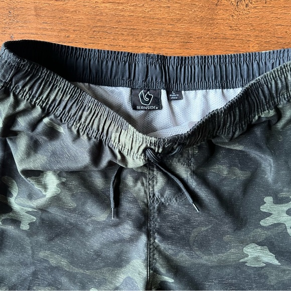 Burnside Camo Swim Trunks - Picture 3 of 3